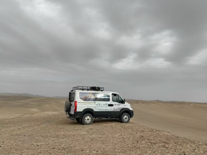 征服·对话·共鸣——依维柯欧霸·山海新疆之旅中的三重境界